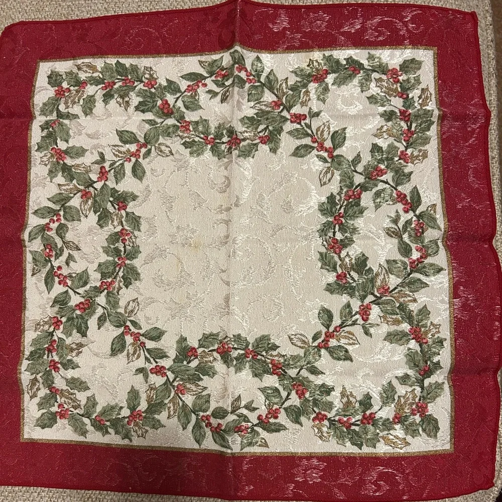 8 Winter Holly on Ivory Green and Red Print Napkins